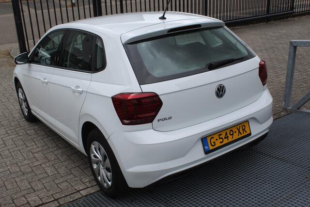 Volkswagen POLO 1.0 TSI Comfortline Automaat/Adaptive cruise control/Airco/Bluetooth/Orig. NL/NAP/Elektrische ramen/Elektrisch verstelbare spiegels.