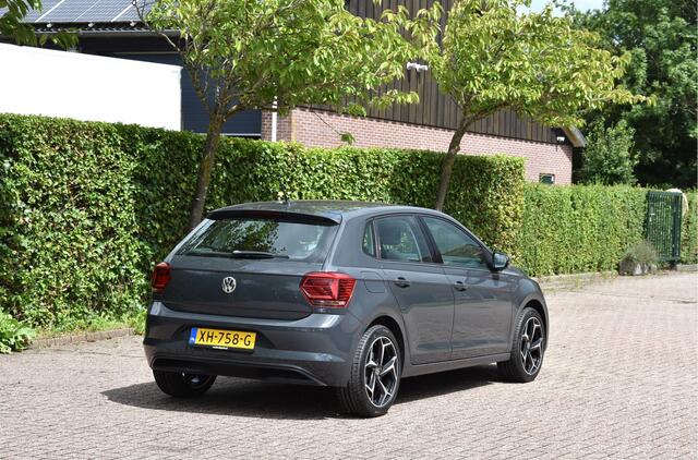 Volkswagen POLO 1.0 TSI 96 PK Navi Carplay NAP Comfortline Business