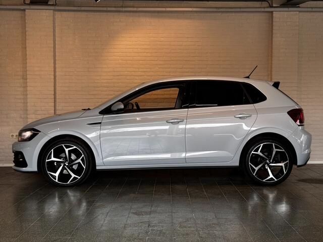 Volkswagen POLO 1.0 TSI Highline Business R DSG 116pk Navi Virtual Stoelv 18 inch