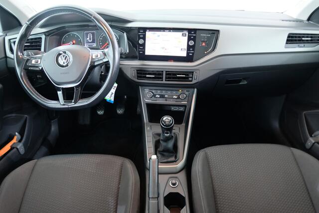 Volkswagen POLO 1.0 TSI Comfortline Business | CARPLAY | ADAPT CRUISE |