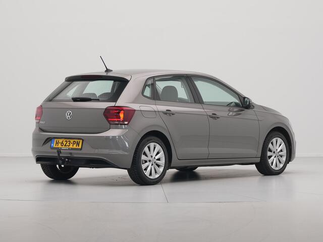 Volkswagen POLO 1.0 TSI 115pk DSG Highline Navigatie Camera Trekhaak Acc Clima Carplay 147
