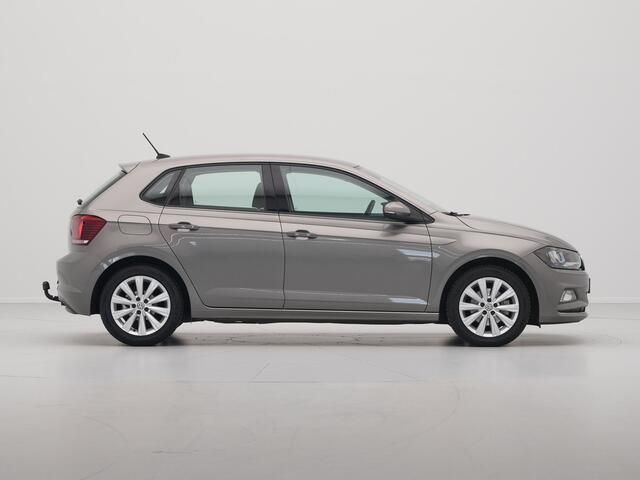 Volkswagen POLO 1.0 TSI 115pk DSG Highline Navigatie Camera Trekhaak Acc Clima Carplay 147
