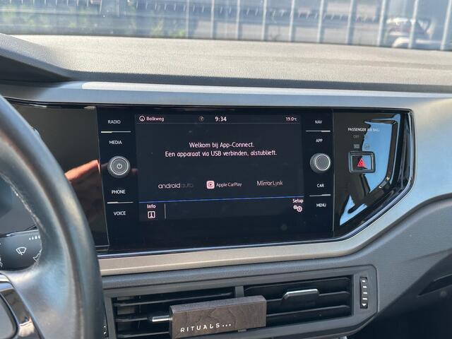 Volkswagen POLO 1.0 MPI 80pk Comfortline Navigatie App Connect