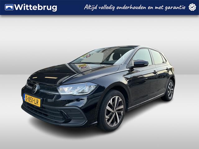 Volkswagen POLO 1.0 TSI Life / AUTOMAAT/ PARK. SENSOREN V+A/ APP-CONNECT/ ACC/ NAVI/ AIRCO/ DAB/ DIGITAL DASH/ START-STOP SYSTEEM/ ARMSTEUN/ ISOFIX/ 16'' LMV