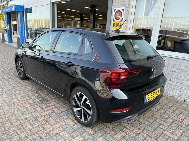 Volkswagen POLO 1.0 TSI Life / AUTOMAAT/ PARK. SENSOREN V+A/ APP-CONNECT/ ACC/ NAVI/ AIRCO/ DAB/ DIGITAL DASH/ START-STOP SYSTEEM/ ARMSTEUN/ ISOFIX/ 16'' LMV