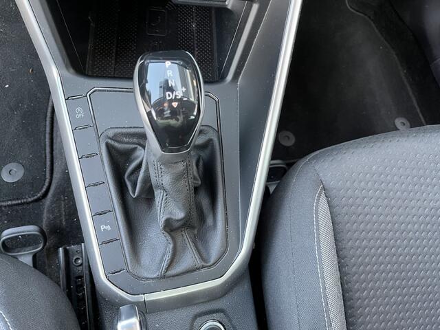 Volkswagen POLO 1.0 TSI Life / AUTOMAAT/ PARK. SENSOREN V+A/ APP-CONNECT/ ACC/ NAVI/ AIRCO/ DAB/ DIGITAL DASH/ START-STOP SYSTEEM/ ARMSTEUN/ ISOFIX/ 16'' LMV