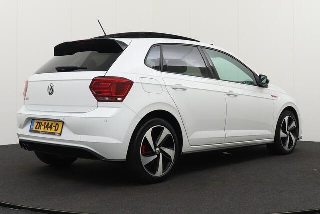 Volkswagen POLO 2.0 200 PK TSI GTI Pano-dak Half-Leder Climate Stoelverw. LED