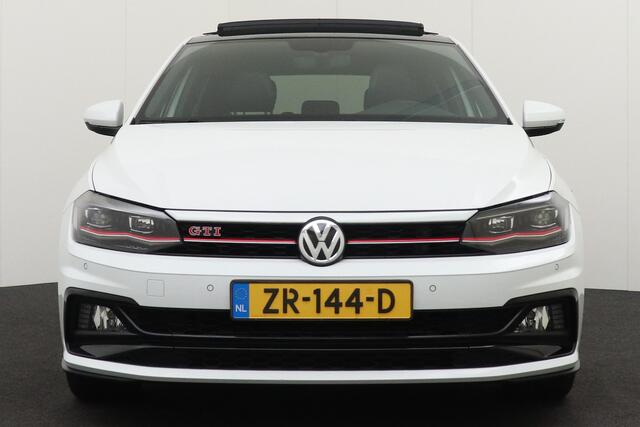 Volkswagen POLO 2.0 200 PK TSI GTI Pano-dak Half-Leder Climate Stoelverw. LED