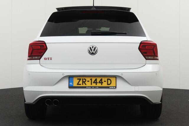 Volkswagen POLO 2.0 200 PK TSI GTI Pano-dak Half-Leder Climate Stoelverw. LED