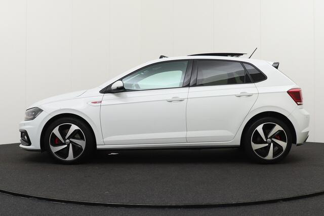 Volkswagen POLO 2.0 200 PK TSI GTI Pano-dak Half-Leder Climate Stoelverw. LED