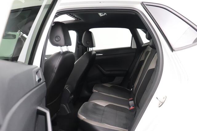 Volkswagen POLO 2.0 200 PK TSI GTI Pano-dak Half-Leder Climate Stoelverw. LED
