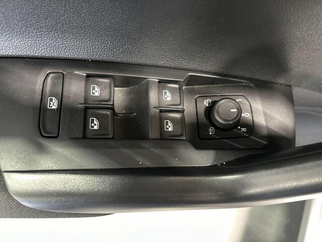 Volkswagen POLO 1.0 Tsi 95pk Life Business · Apple/Android Car Play · Navigatie · Stoelverwarming · P-Sensoren · 15'' Inch · Garantie t/m 21-06-2027 of 100.000km