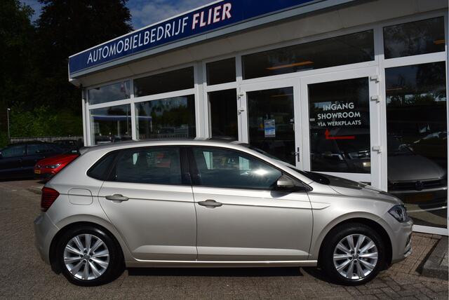 Volkswagen POLO 1.0 TSI Highline Executive DSG | Trekhaak | CarPlay | Orig. NL | NAP |