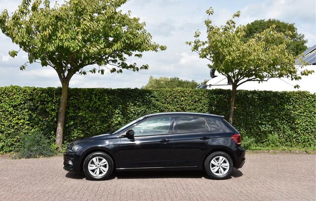 Volkswagen POLO 1.0 TSI automaat PDC Camera stoelverw. Carplay Leder NAP