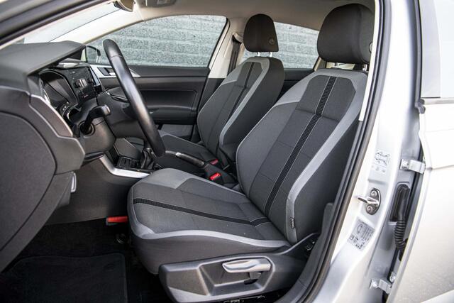 Volkswagen POLO 1.0 TSi 95 pk Highline | Parkeersensoren | Navigatie | Full Link