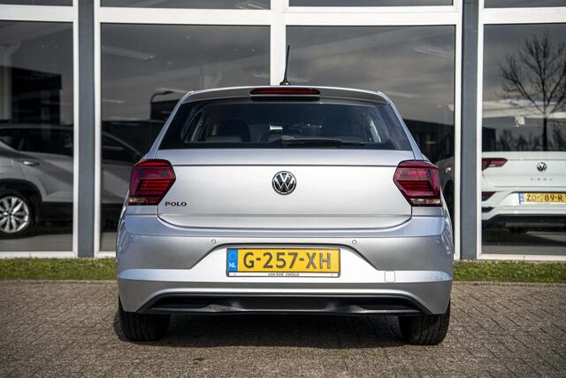 Volkswagen POLO 1.0 TSi 95 pk Highline | Parkeersensoren | Navigatie | Full Link