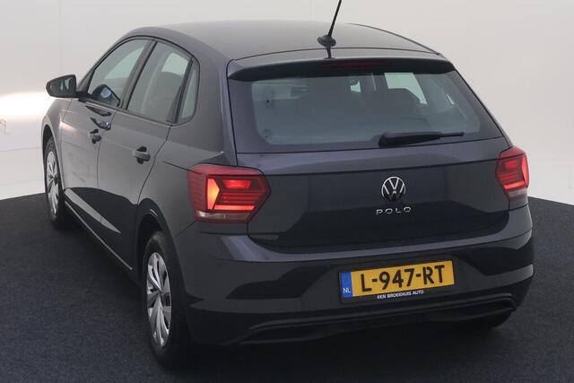 Volkswagen POLO 1.0 TSI Comfortline Executive Navigatie / Parkeersensoren / Airco / App-connect