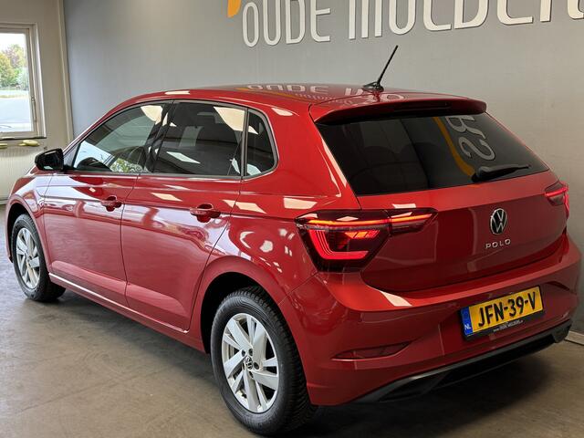 Volkswagen POLO 1.0 IQ Light/Stoelverwarming/Navi