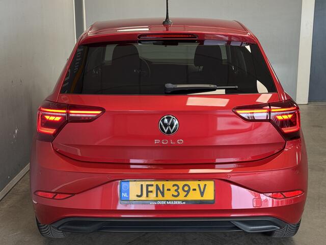 Volkswagen POLO 1.0 IQ Light/Stoelverwarming/Navi
