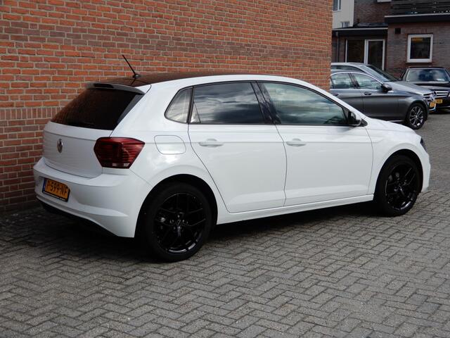 Volkswagen POLO 1.0 TSI COMF.L. BUS.