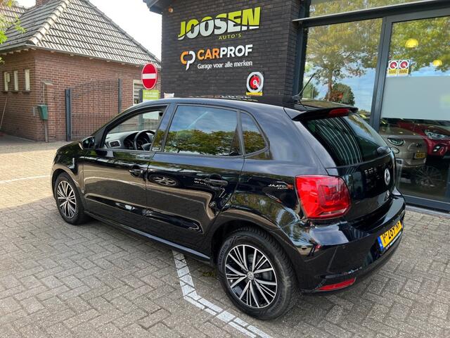Volkswagen POLO 1.0 FIRST EDITION