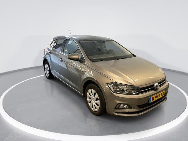 Volkswagen POLO 1.0 TSI 95pk Comfortline · Apple/Android Car Play · Navigatie · P-Sensoren · Airco · DAB · 15'' Inch ·