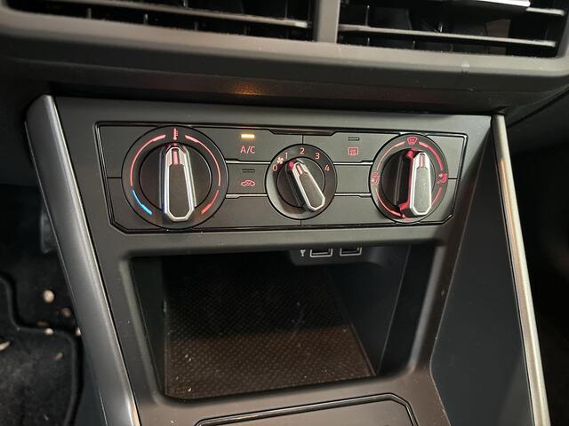 Volkswagen POLO 1.0 TSI 95pk Comfortline · Apple/Android Car Play · Navigatie · P-Sensoren · Airco · DAB · 15'' Inch ·