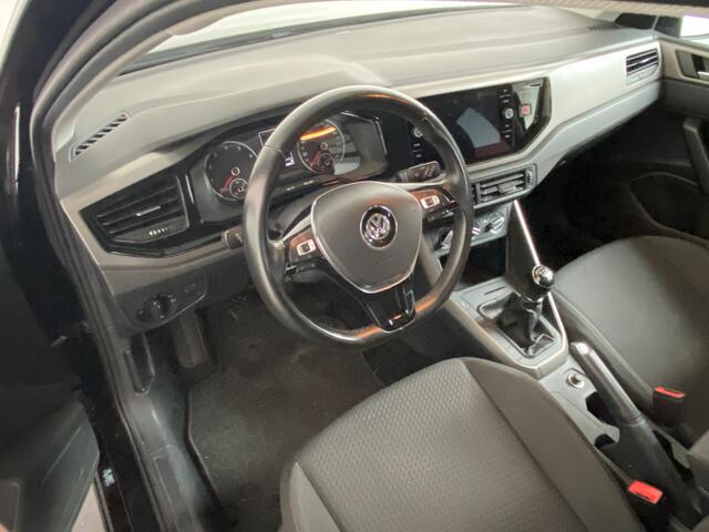 Volkswagen POLO 1.0 Comfortline Carplay. Cruise.
