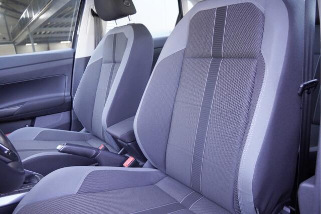 Volkswagen POLO 1.0 TSI Automaat! 5drs Highline BJ2020 Lmv 16" | Led | App-Connect ( Niet vrijgeschakeld ) | Climate control | Cruise control | Sportstoelen | Getint glas