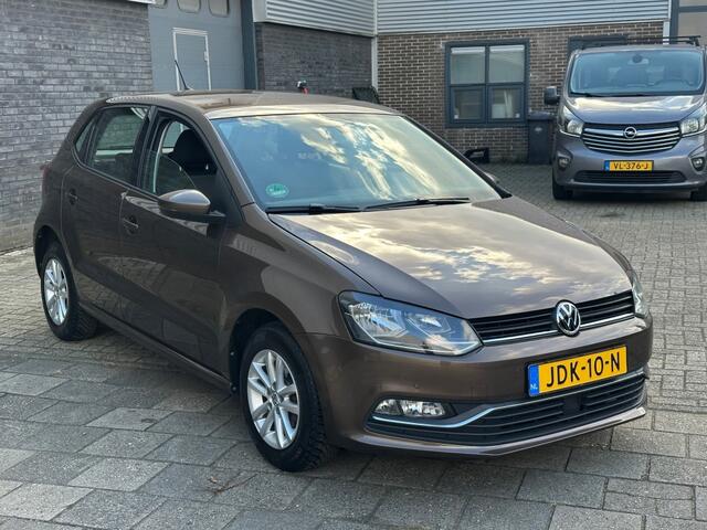 Volkswagen POLO 1.2 TSI Highline 90pk, Apple Carplay, PDC, Groot Navi