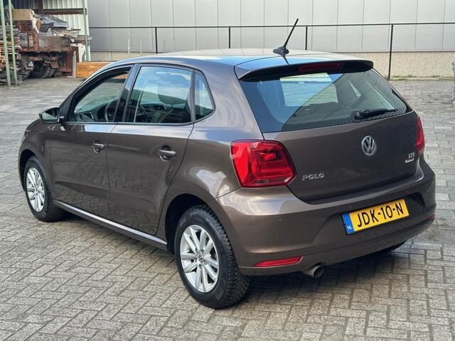 Volkswagen POLO 1.2 TSI Highline 90pk, Apple Carplay, PDC, Groot Navi