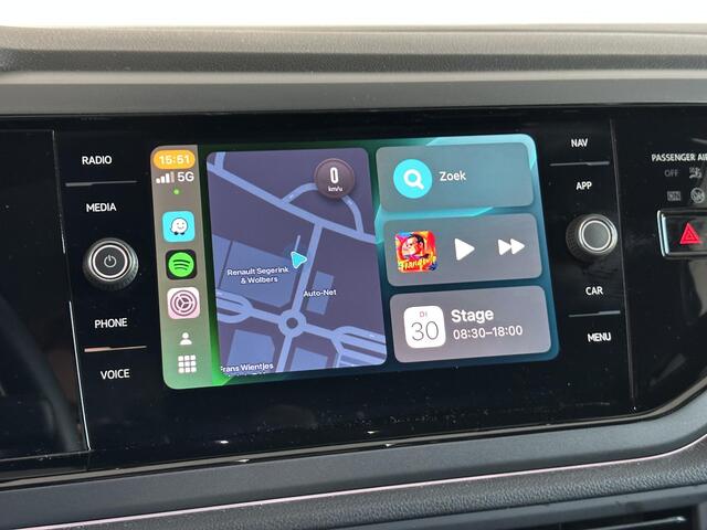 Volkswagen POLO 1.0 TSI R-Line PANORAMA DAK | ADAPTIVE CRUISECONTROL | STOELVERWARMING | ACHTERUITRIJCAMERA | DRAADLOZE APPLE CARPLAY/ANDROID AUTO