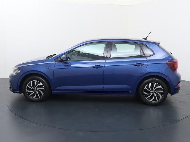 Volkswagen POLO 1.0 TSI Life | 95 PK | Automaat | Navigatiesysteem | Parkeersensoren |