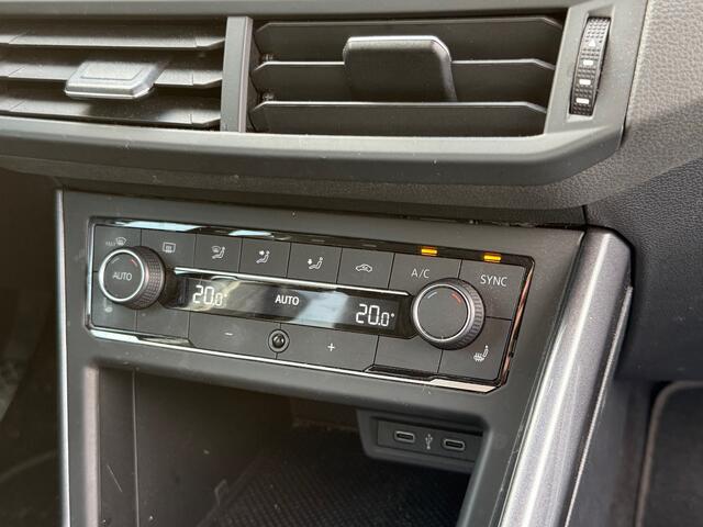 Volkswagen POLO 1.0 TSI 115PK Highline | Virtual cockpit | Climate control | Parkeersens v+a |