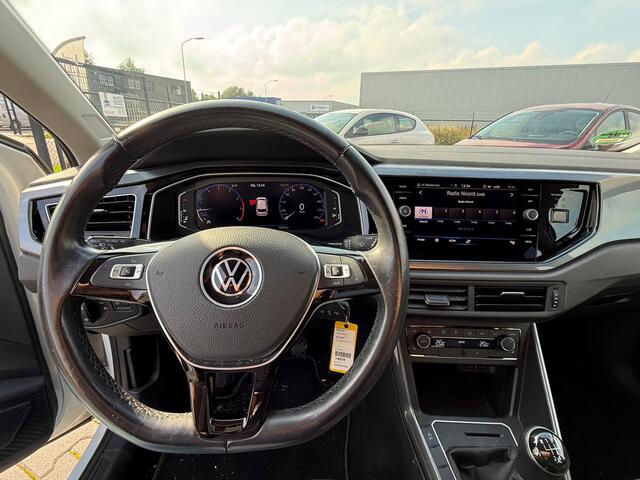Volkswagen POLO 1.0 TSI 115PK Highline | Virtual cockpit | Climate control | Parkeersens v+a |