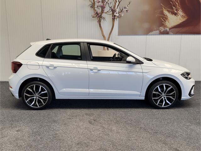 Volkswagen POLO 1.0 MPI Comfortline CRUISE CONTROL AIRCO STOELVERWARMING RIJSTROOKSENSOREN BLUETOOTH TELEFOON MEDIA VOORBEREIDING PDC ZEER MOOI !! 3010