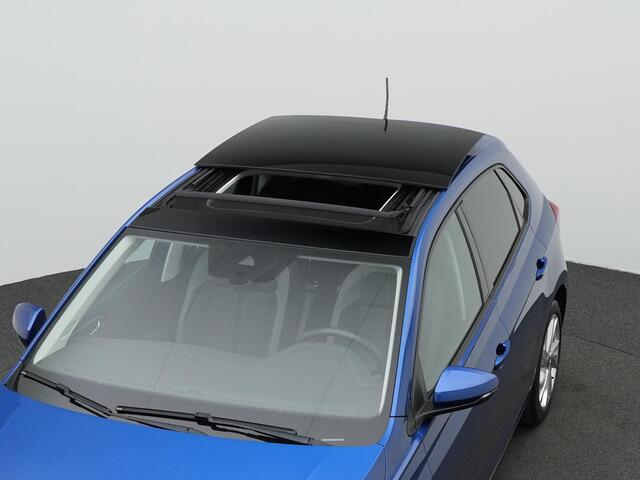 Volkswagen POLO 1.0 TSI 95 pk Style | Panoramadak | IQ Light | Achteruitrijcamera | Stoelverwarming