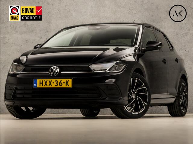 Volkswagen POLO 1.0 TSI Sportline Automaat (VIRTUAL COCKPIT, APPLE CARPLAY, KEYLESS, GROOT NAVI, CLIMATE, SPORTSTOELEN, LM VELGEN, CAMERA, GETINT GLAS, NIEUWSTAAT)