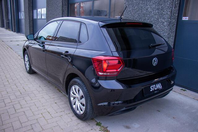 Volkswagen POLO 1.0 Comfortline Business | Climate | Stoelverwarming | Stuurbediening | Bluetooth | 2 X PDC | Front Assist | Deep Black Pearl Metallic | Dealer Onderhouden | Garantie