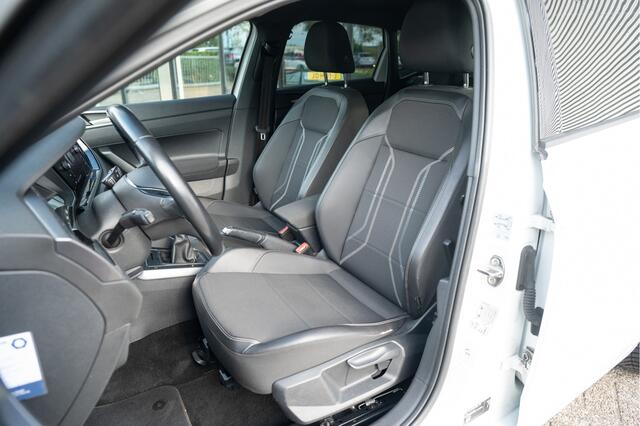 Volkswagen POLO 1.0 TSI 95pk | Navi | Apple CarPlay | LED | Zwart dak | Stoelverw. | PDC V+A