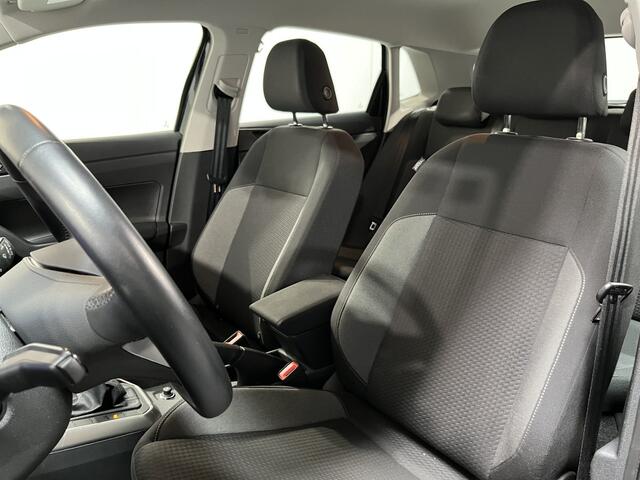 Volkswagen POLO 1.0 TSI Life / FABRIEKGARANTIE T/M 10-2027/ APP-CONNECT/ CLIMA/ PARK. SENSOREN/ ADAPT. CRUISE/ 15" LMV/ LED/ NAVI/ DAB/ BLUETOOTH