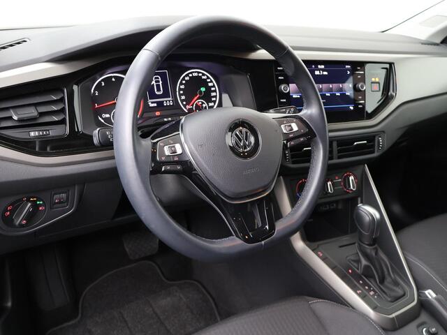 Volkswagen POLO 1.0 TSI Comfortline | 95 PK | Automaat | Navigatiesysteem | Achteruitrijcamera |