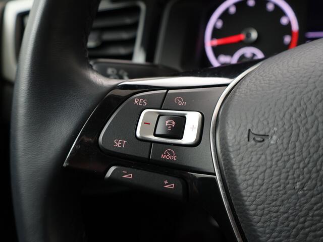 Volkswagen POLO 1.0 TSI Comfortline | 95 PK | Automaat | Navigatiesysteem | Achteruitrijcamera |