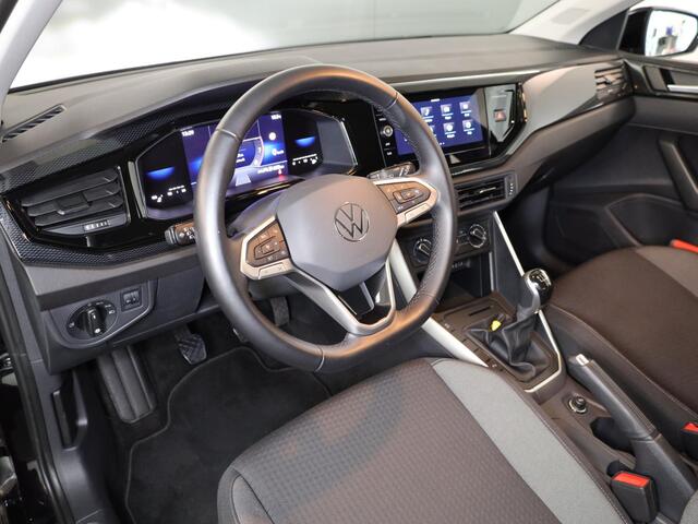 Volkswagen POLO 1.0 TSI Life Edition 95 pk | Verlengde garantie | Navigatie via App | Parkeersensoren | Achteruitrijcamera | Adaptieve cruise control |