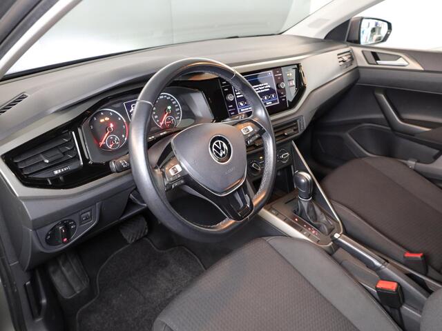 Volkswagen POLO 1.0 TSI Comfortline 95 pk Automaat (DSG) | Navigatie | Parkeersensoren | Adaptieve cruise control | Apple Carplay/Android Auto |