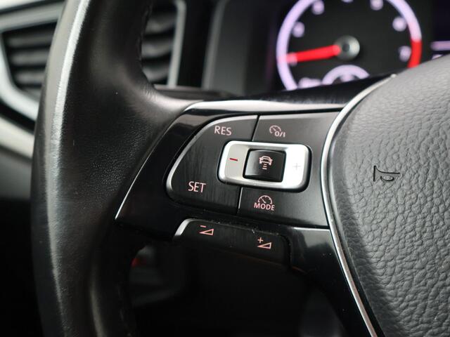 Volkswagen POLO 1.0 TSI R-Line Edition | 95 PK | Automaat | Navigatiesysteem | Achteruitrijcamera | R-Line |