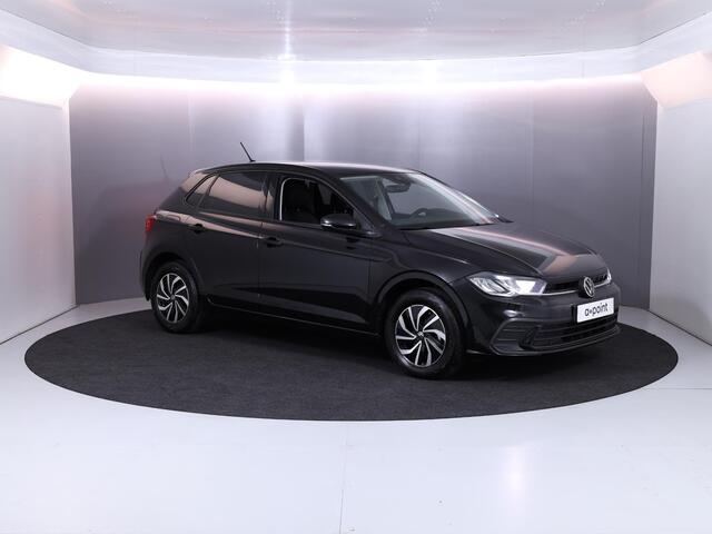 Volkswagen POLO 1.0 TSI Life 95 pk | Private lease vanaf ¤ 469,- pm | Verlengde garantie | Navigatie via App | Parkeersensoren | Achteruitrijcamera | Adaptieve cruise control | Stoelverwarming |