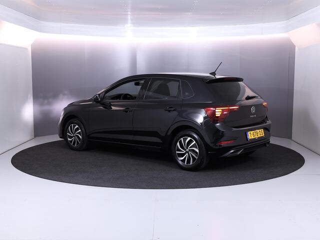 Volkswagen POLO 1.0 TSI Life 95 pk | Private lease vanaf ¤ 469,- pm | Verlengde garantie | Navigatie via App | Parkeersensoren | Achteruitrijcamera | Adaptieve cruise control | Stoelverwarming |