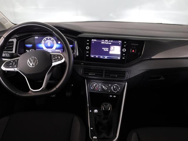 Volkswagen POLO 1.0 TSI Life 95pk | verlengde garantie | Navigatie | parkeersensoren | stoelverwarming