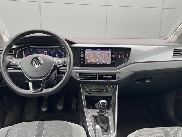 Volkswagen POLO 1.0 TSI Highline 95PK | Parkeersensoren | Virtual cockpit | Clima | Navigatie